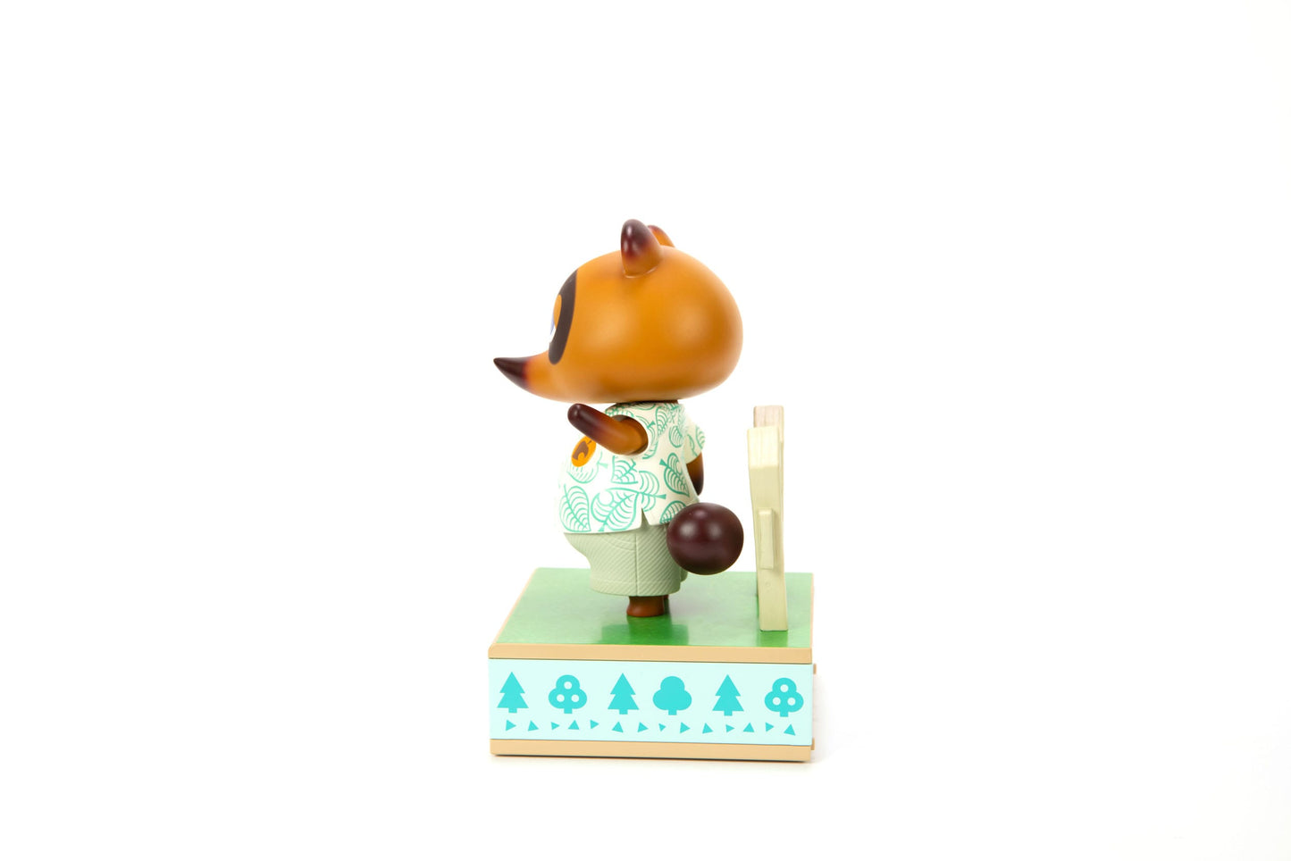Tom Nook Animal Crossing First 4 Figures