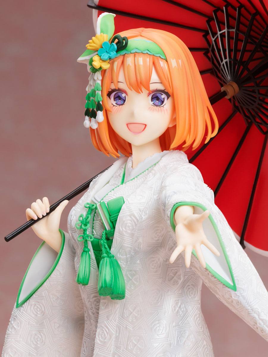 Yotsuba Nakano Shiromuku Furyu