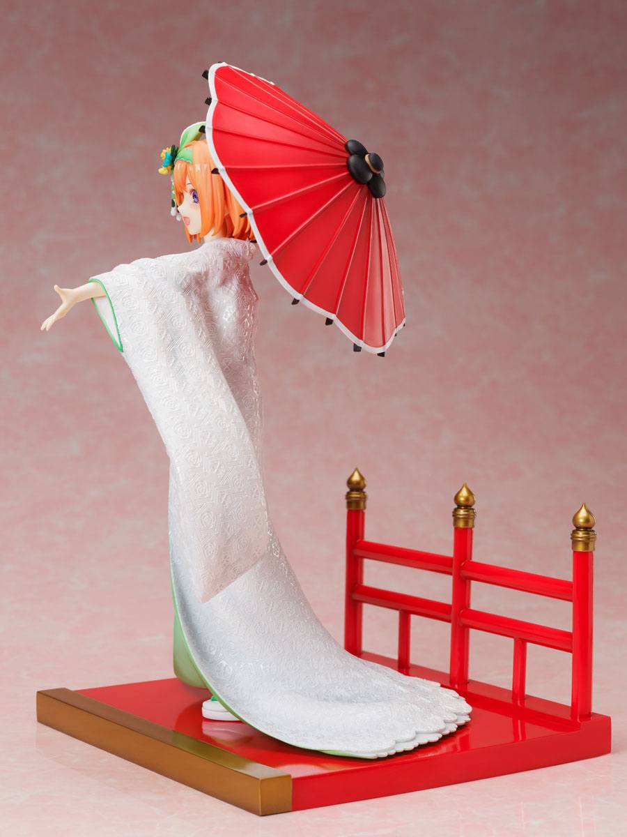Yotsuba Nakano Shiromuku Furyu