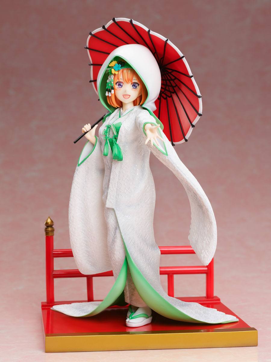 Yotsuba Nakano Shiromuku Furyu