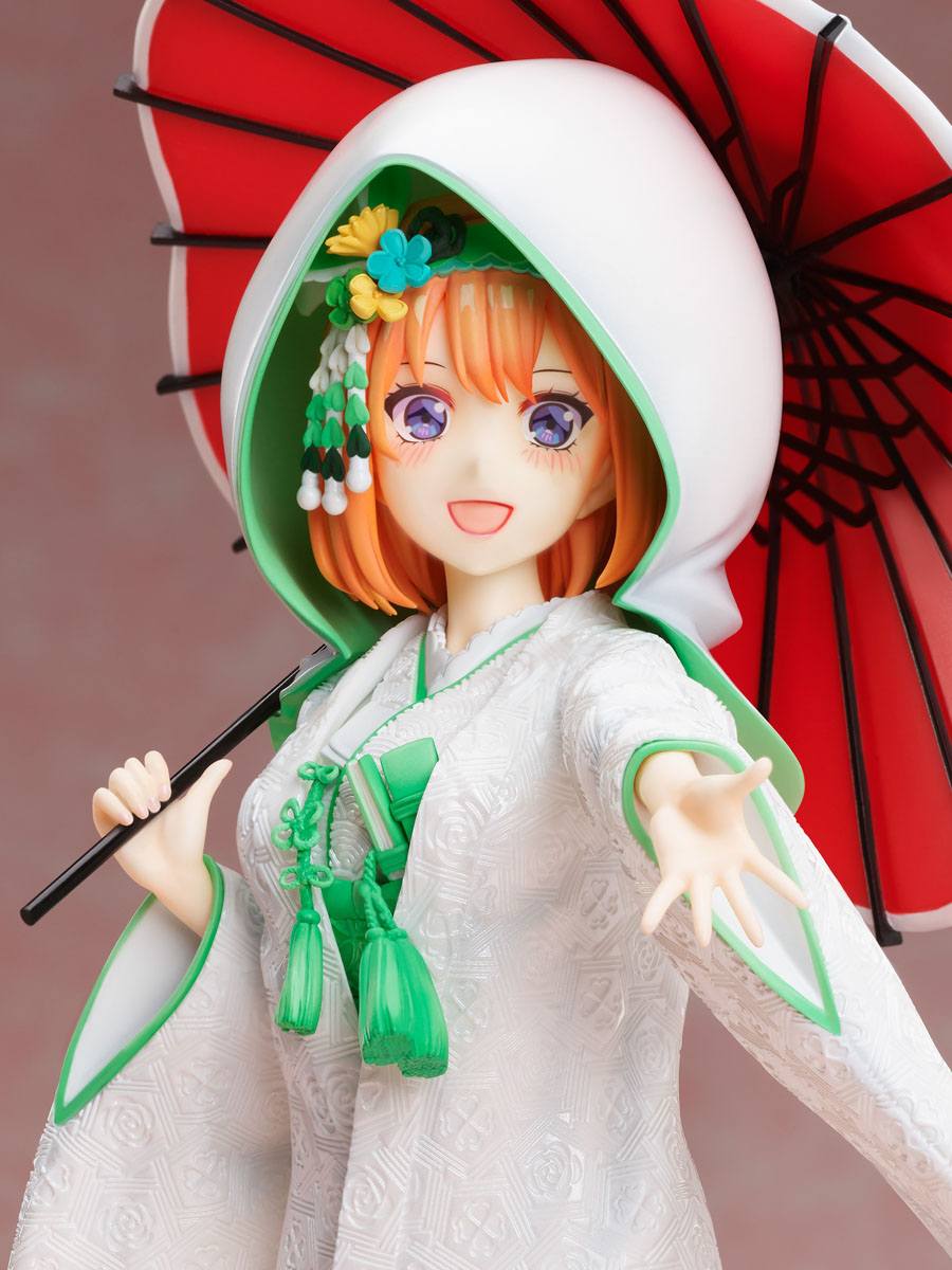 Yotsuba Nakano Shiromuku Furyu