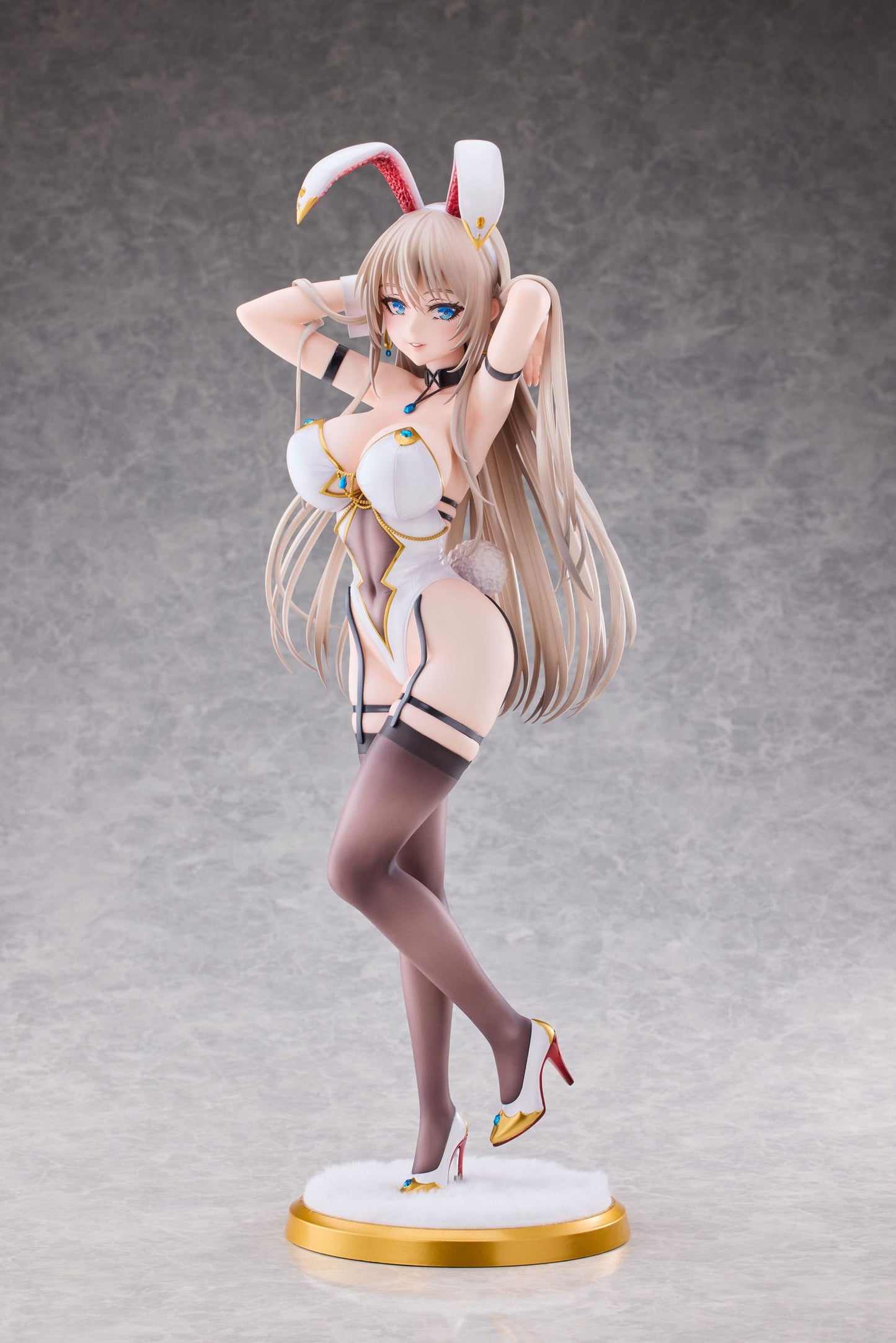 White Bunny Onee-san Deluxe Ver. Original Character PartyLook