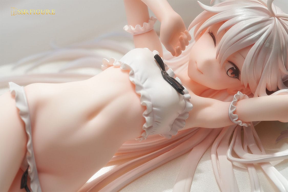 Wakening White Haired-Chan Luminous Box