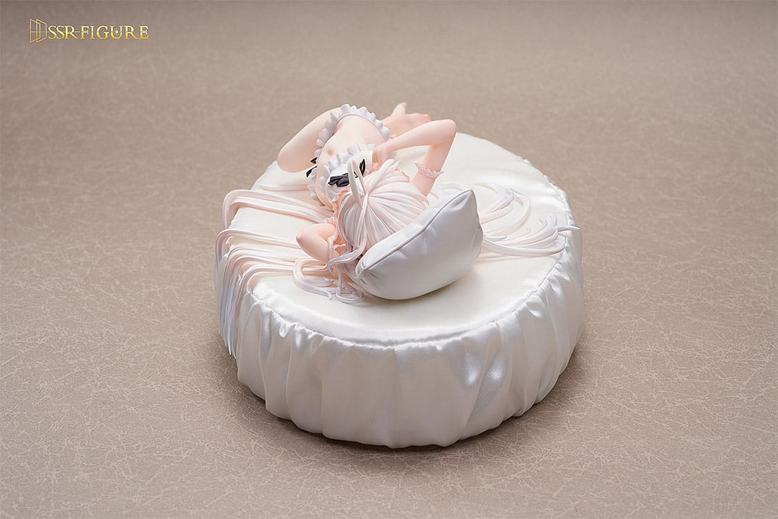 Wakening White Haired-Chan Luminous Box