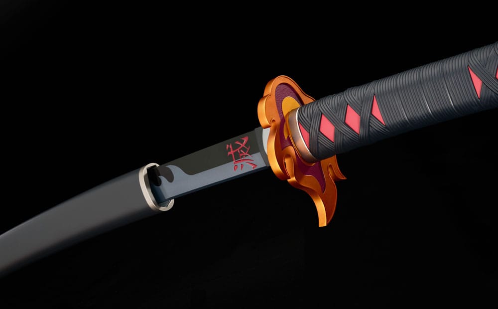 Nichirin Schwert (Tanjiro Kamado) Kyojuro Rengoku´s Sword Gueard Ver. Bandai Tamashii Nations