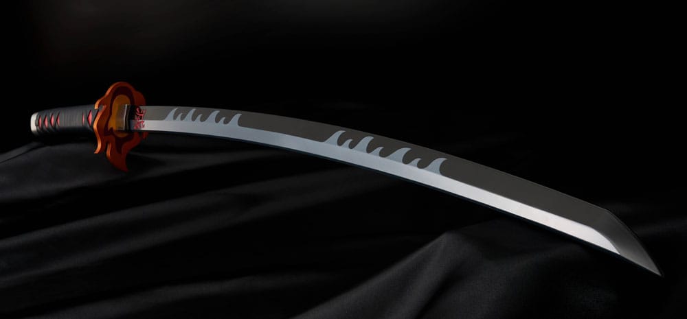 Nichirin Schwert (Tanjiro Kamado) Kyojuro Rengoku´s Sword Gueard Ver. Bandai Tamashii Nations
