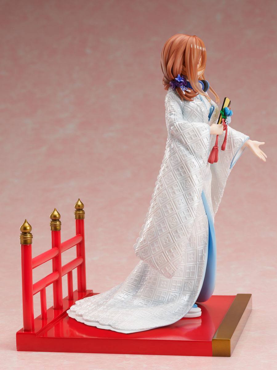 Miku Nakano Shiromuku Furyu