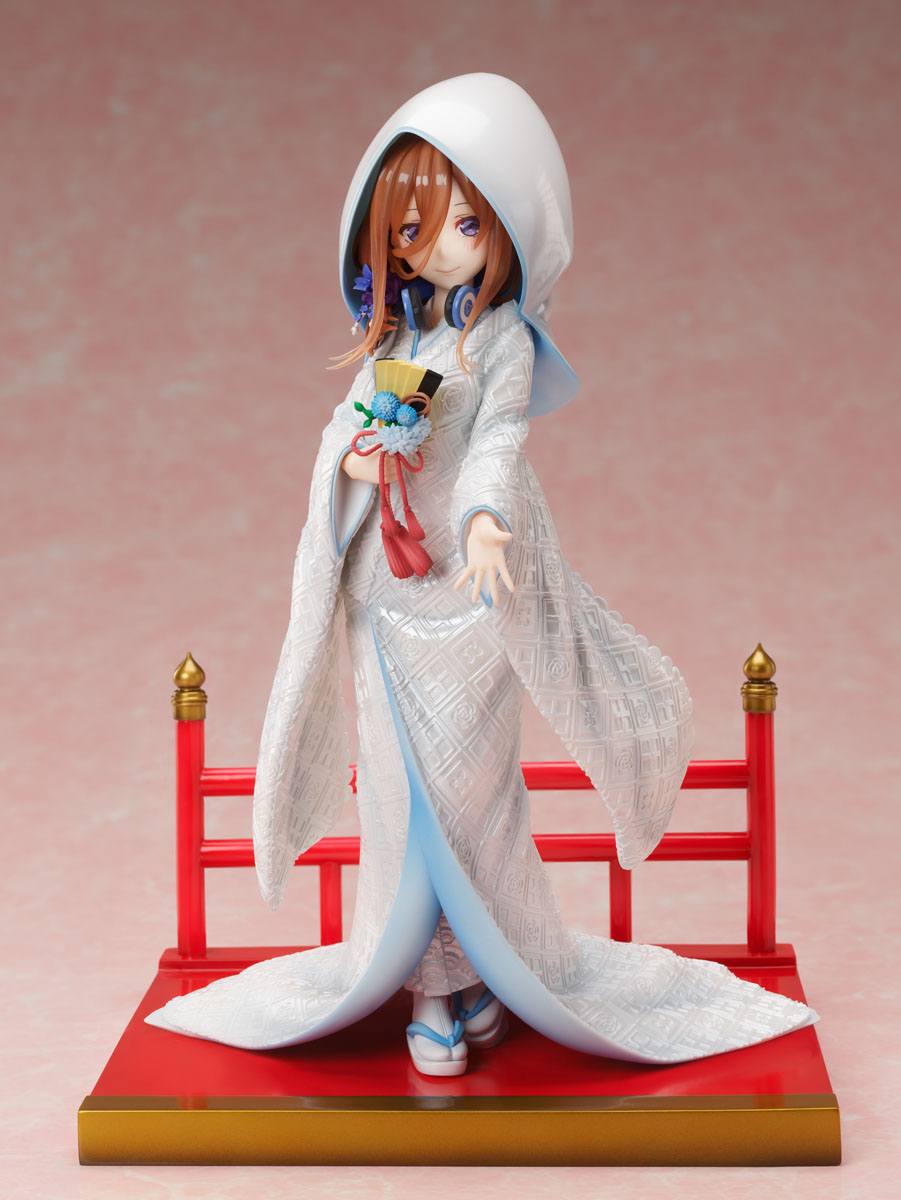 Miku Nakano Shiromuku Furyu