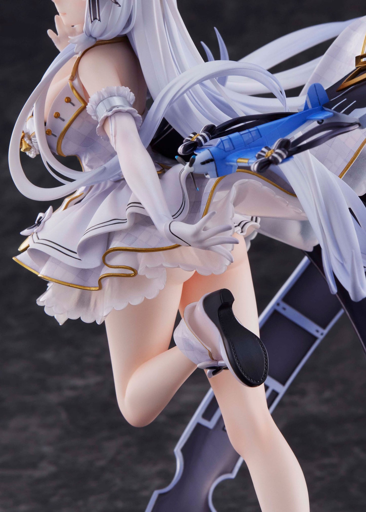 Illustrious - Azur Lane - Golden Head