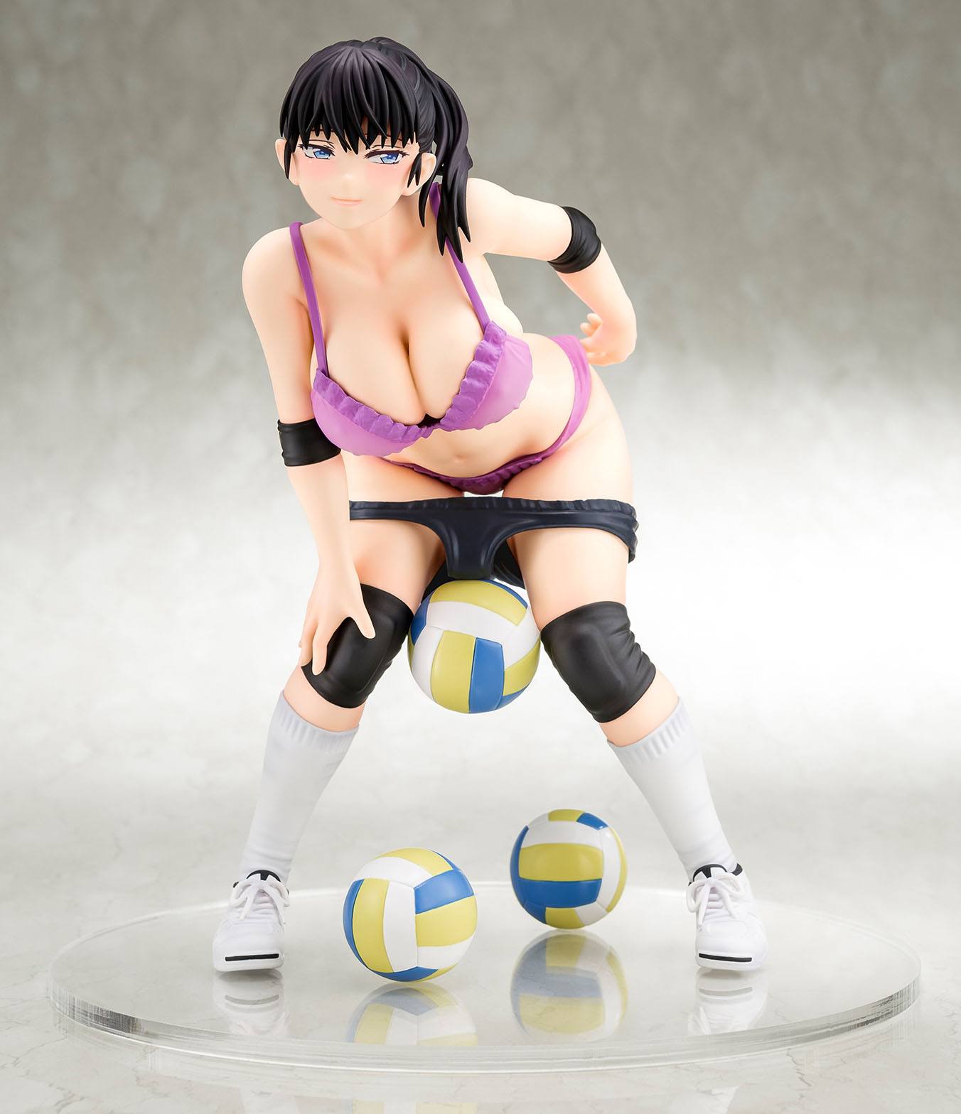 Akira Todo Wearing Stretchable Bloomers Hakoiri Musume Inc.
