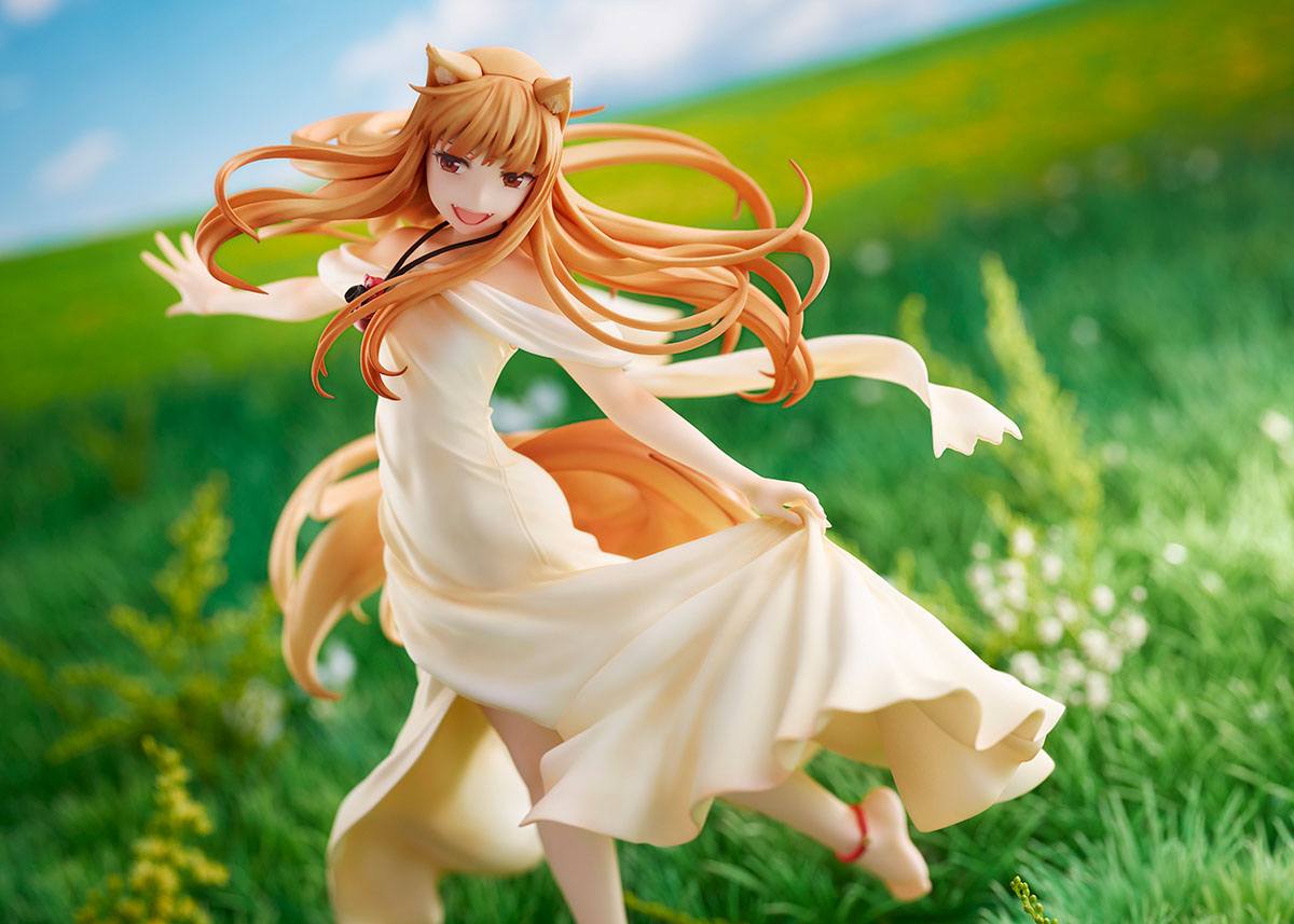 Holo Spice and Wolf Ques Q
