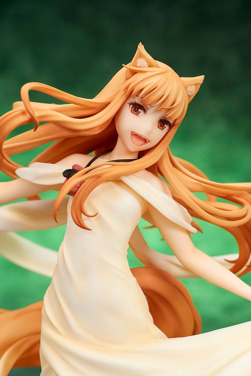 Holo Spice and Wolf Ques Q