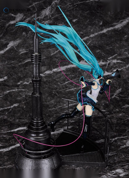 Character Vocal Series 01. Hatsune Miku Love is War ver. (Regular Edition)