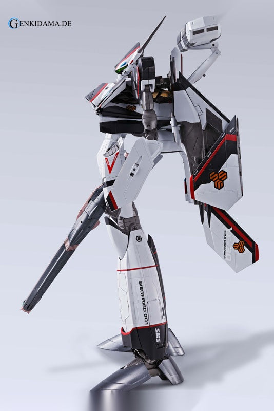 DX Chogokin - YF-30 Chronos "Macross 30"