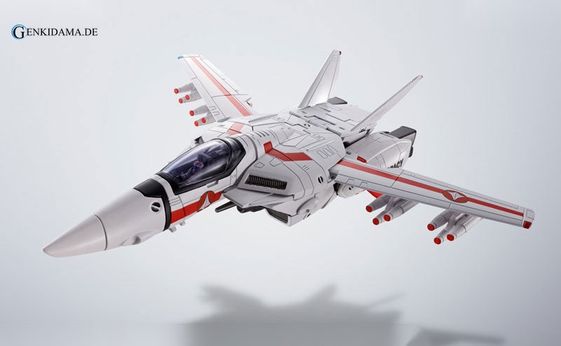 HI-METAL R VF-1J Armored Valkyrie (Hikaru Ichijyou Model) Revival Ver. "The Super Dimension Fortress Macross"