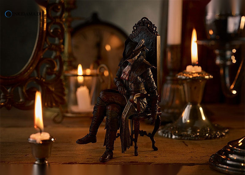 figma Bloodborne The Old Hunters Edition Lady Maria of the Astral Clocktower DX Edition
