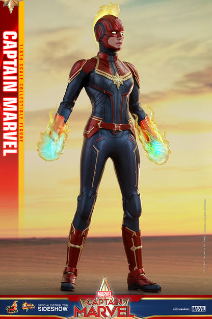 Captain Marvel 1/6 Scale Collectible Figure – Hot Toys