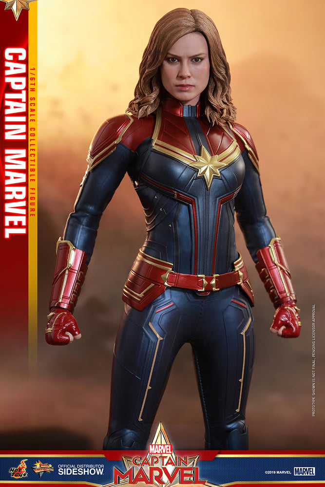 Captain Marvel 1/6 Scale Collectible Figure – Hot Toys