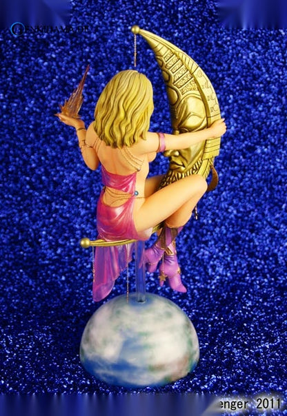 Fantasy Gallery - Luna