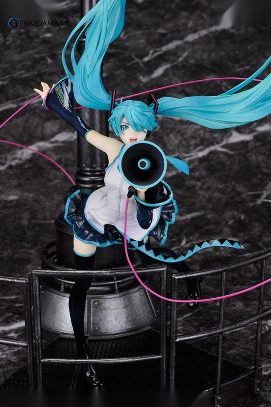 Character Vocal Series 01. Hatsune Miku Love is War ver. (Regular Edition)