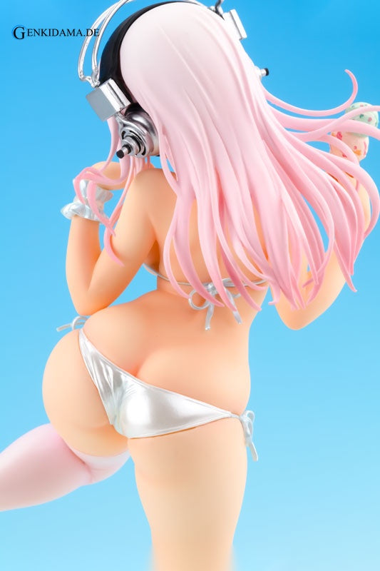 BEACH QUEENS - NITRO SUPER SONIC: Super Sonico