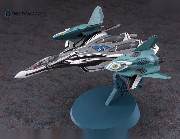 1/72 VF-31F Siegfried Messer Custom/Hayate Custom w/Lill Draken "Movie Macross Delta" Plastic Model
