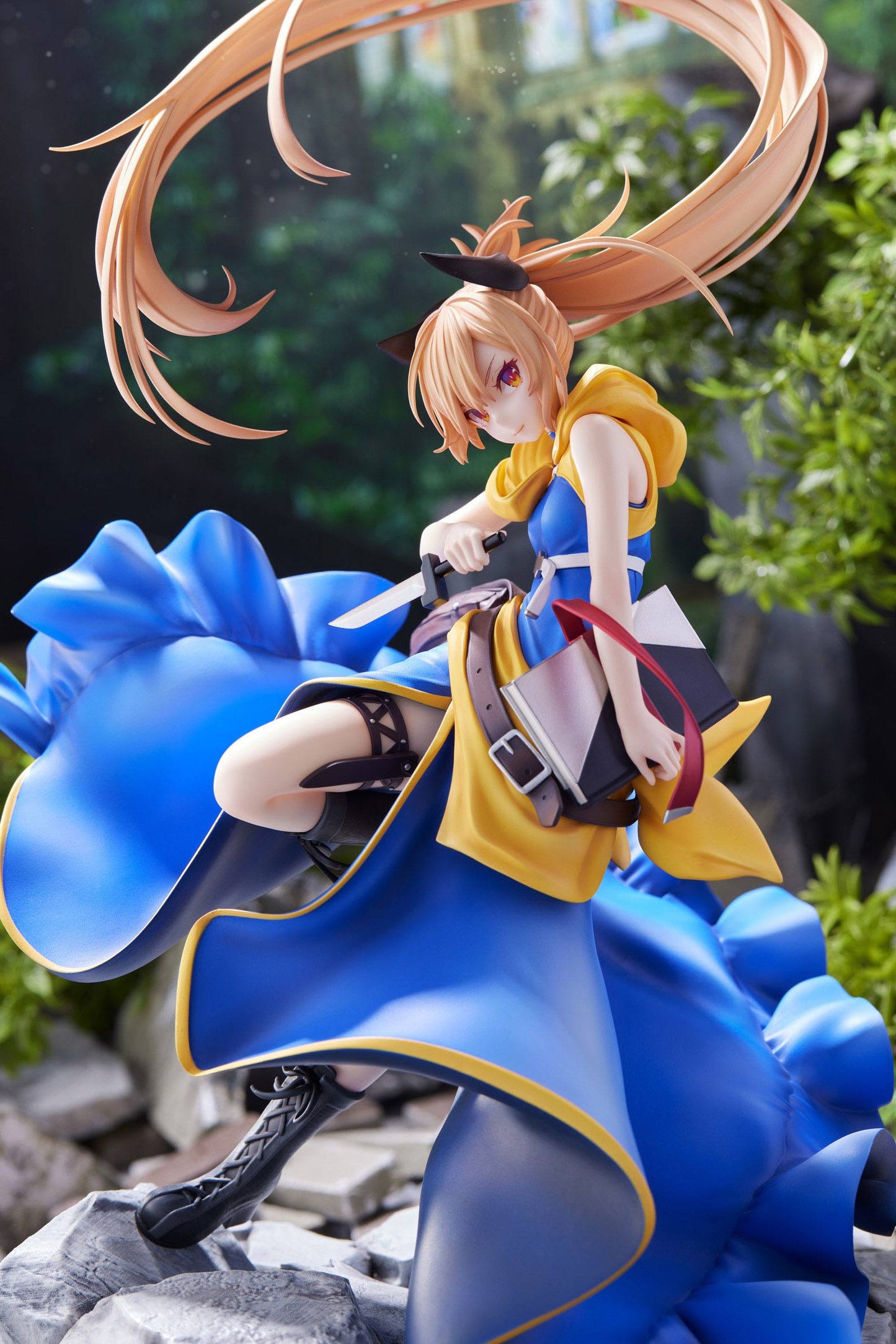 Menou - LTD Edition - AliceGlint