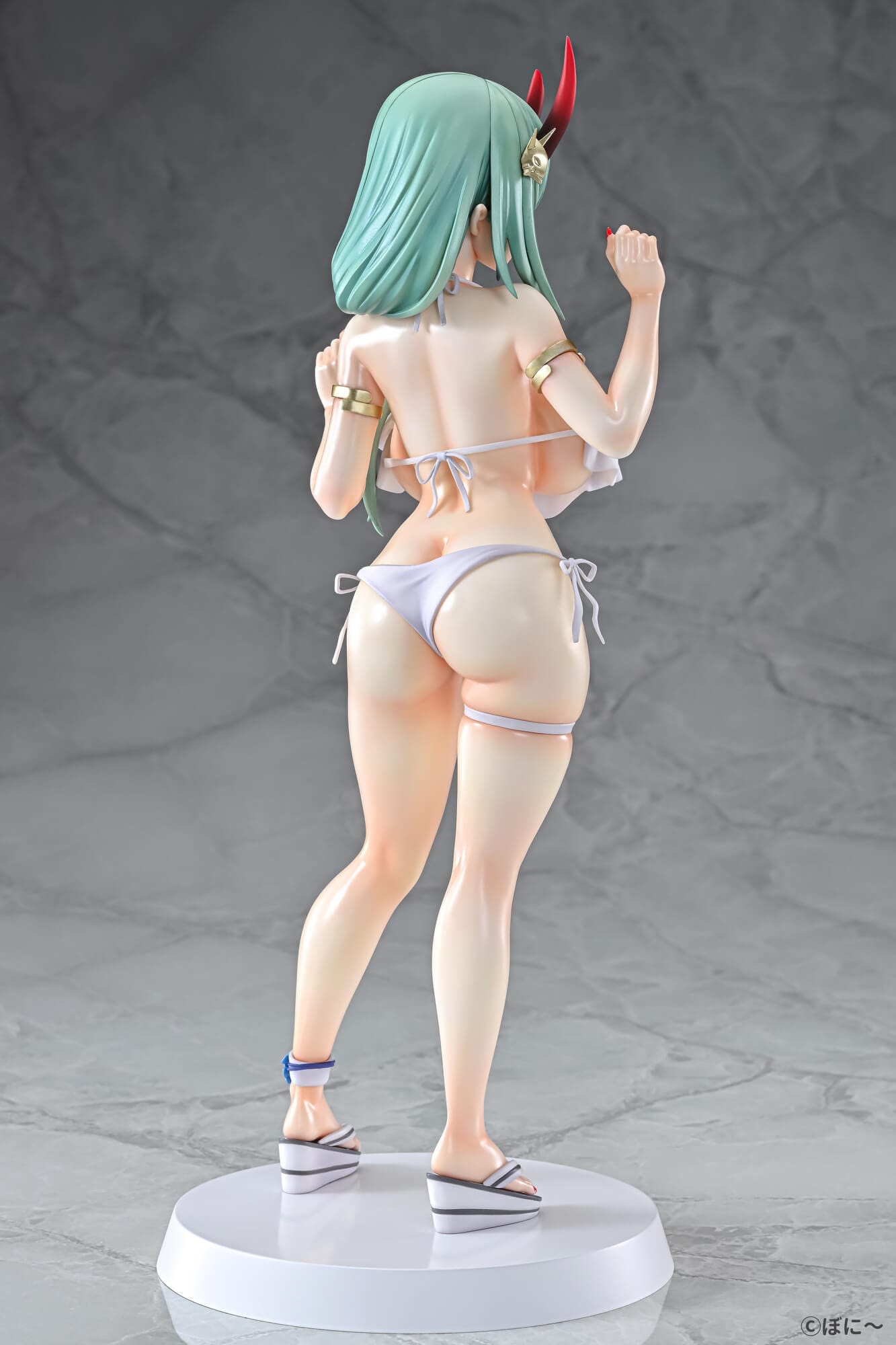 Akari Glossy ver. Q-Six 