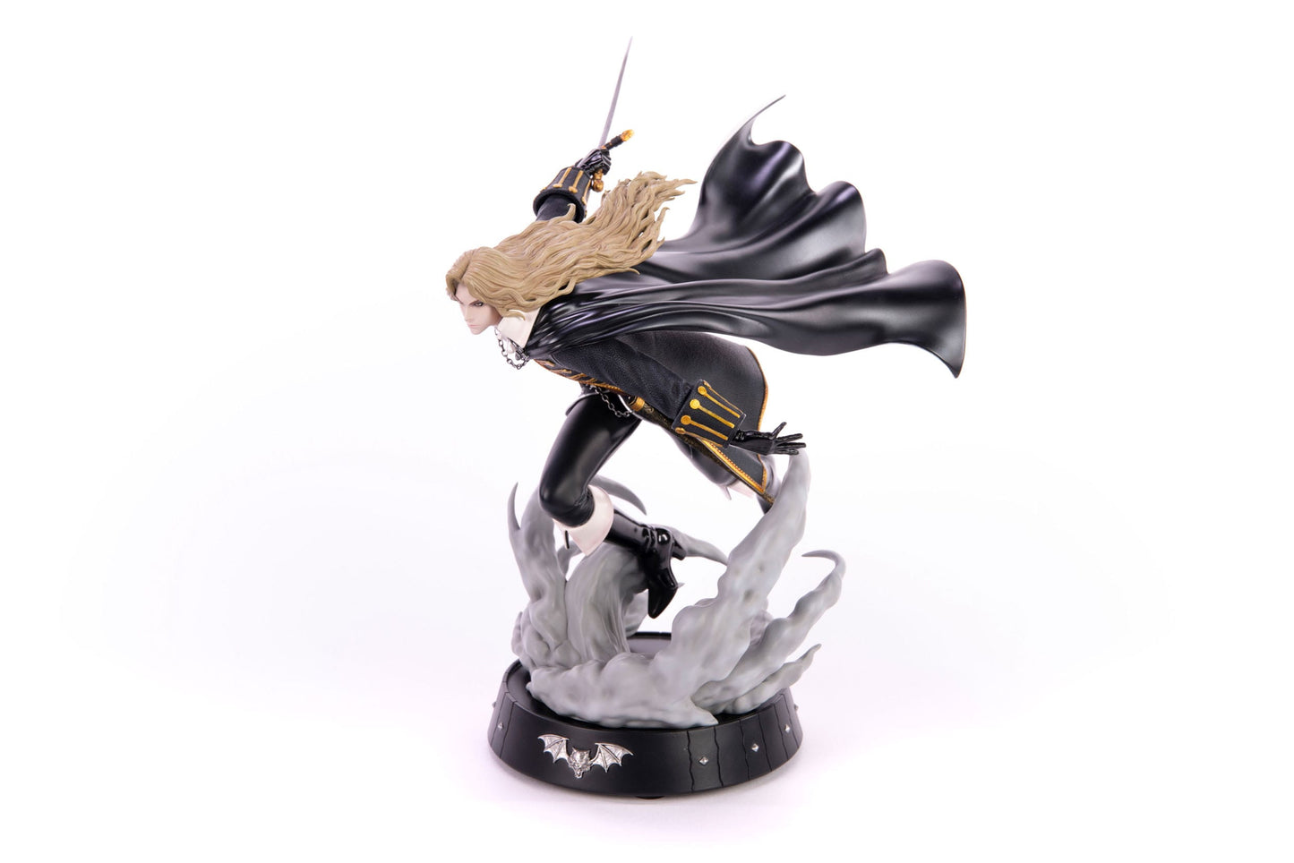 Dash - Attack Alucard - First 4 Figures