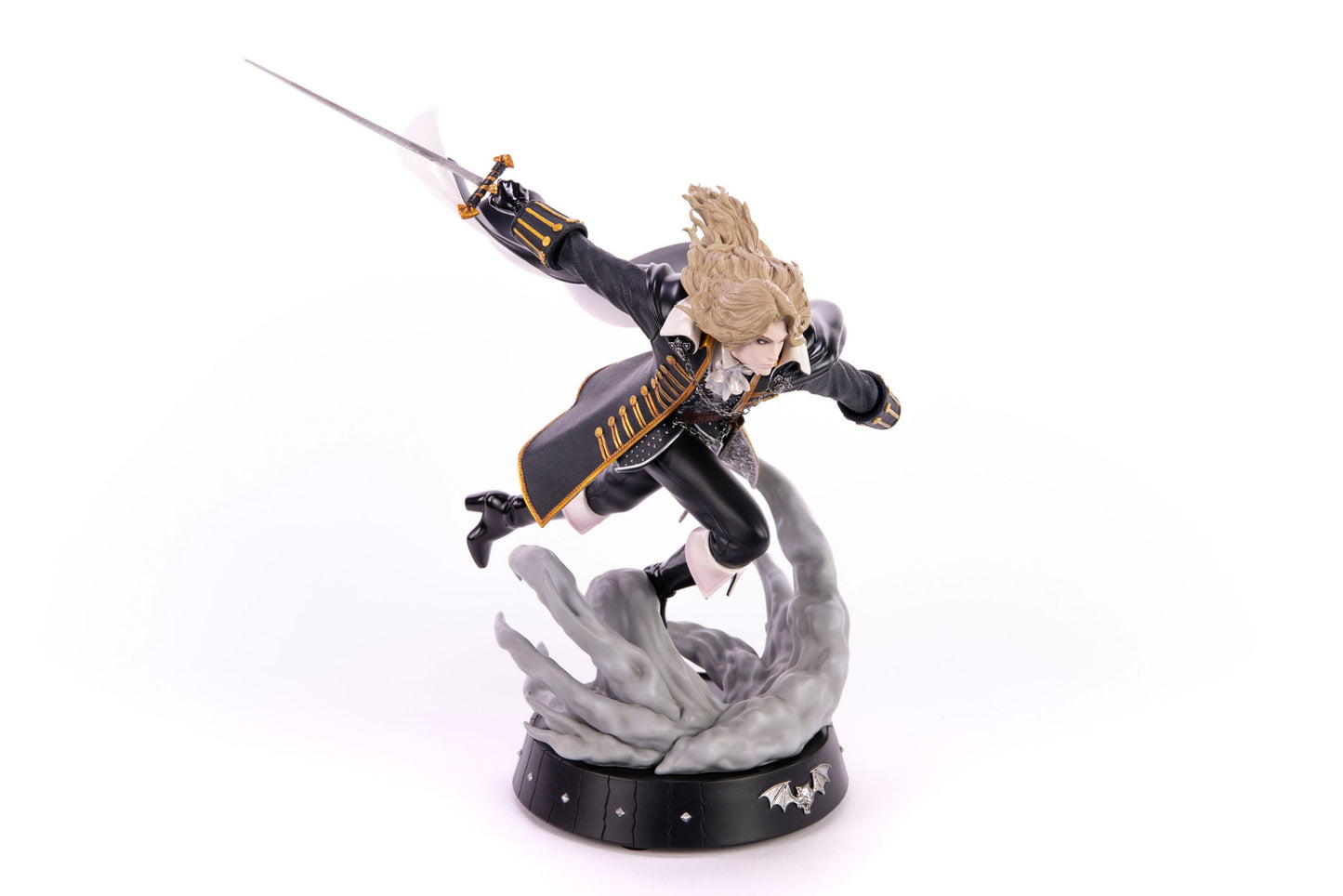 Dash - Attack Alucard - First 4 Figures