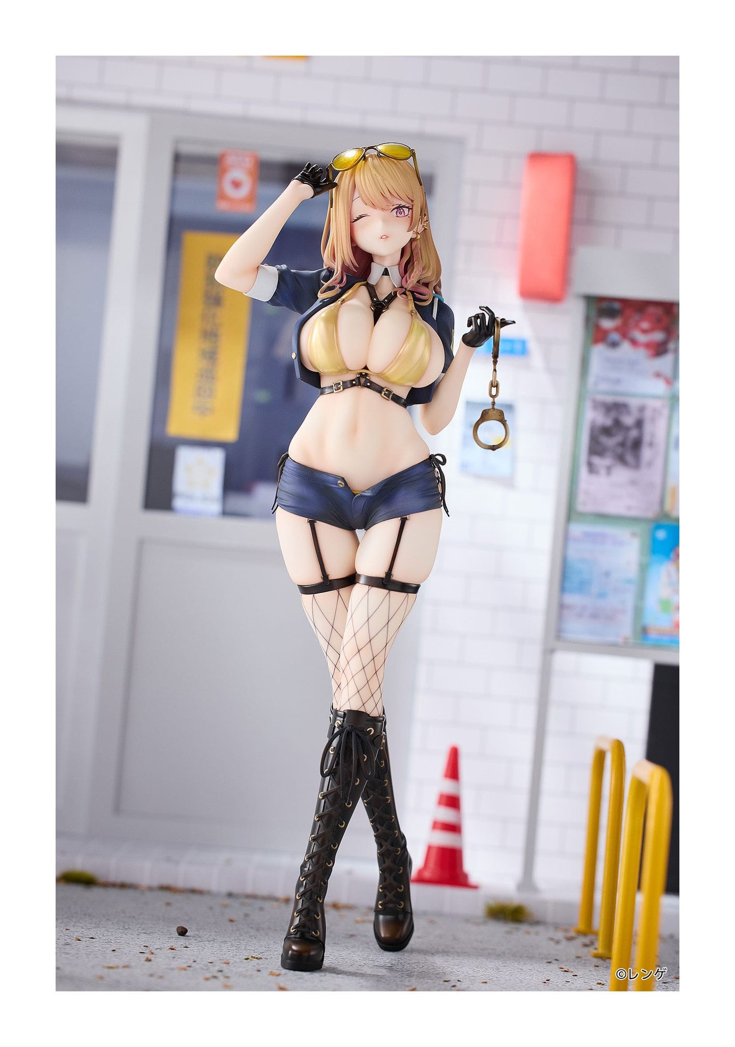 Policewoman Takanashi Arisa Deluxe Edition Hanabee - Anime Figuren günstig kaufen
