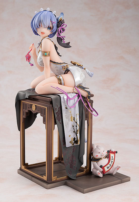 Rem: Graceful Beauty Ver. Kadokawa
