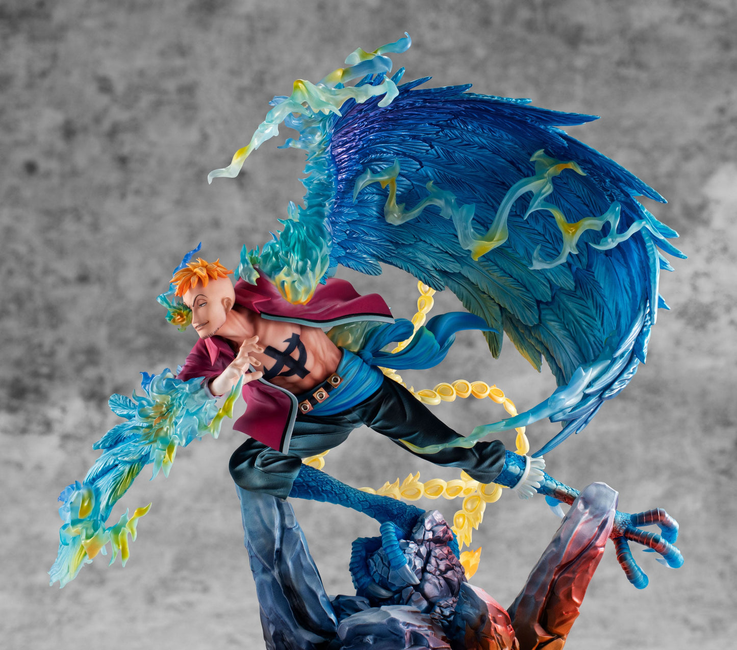 Marco the Phoenix Leader of 1st group of Whitebeard Pirates P.O.P MAS Maximum MegaHouse