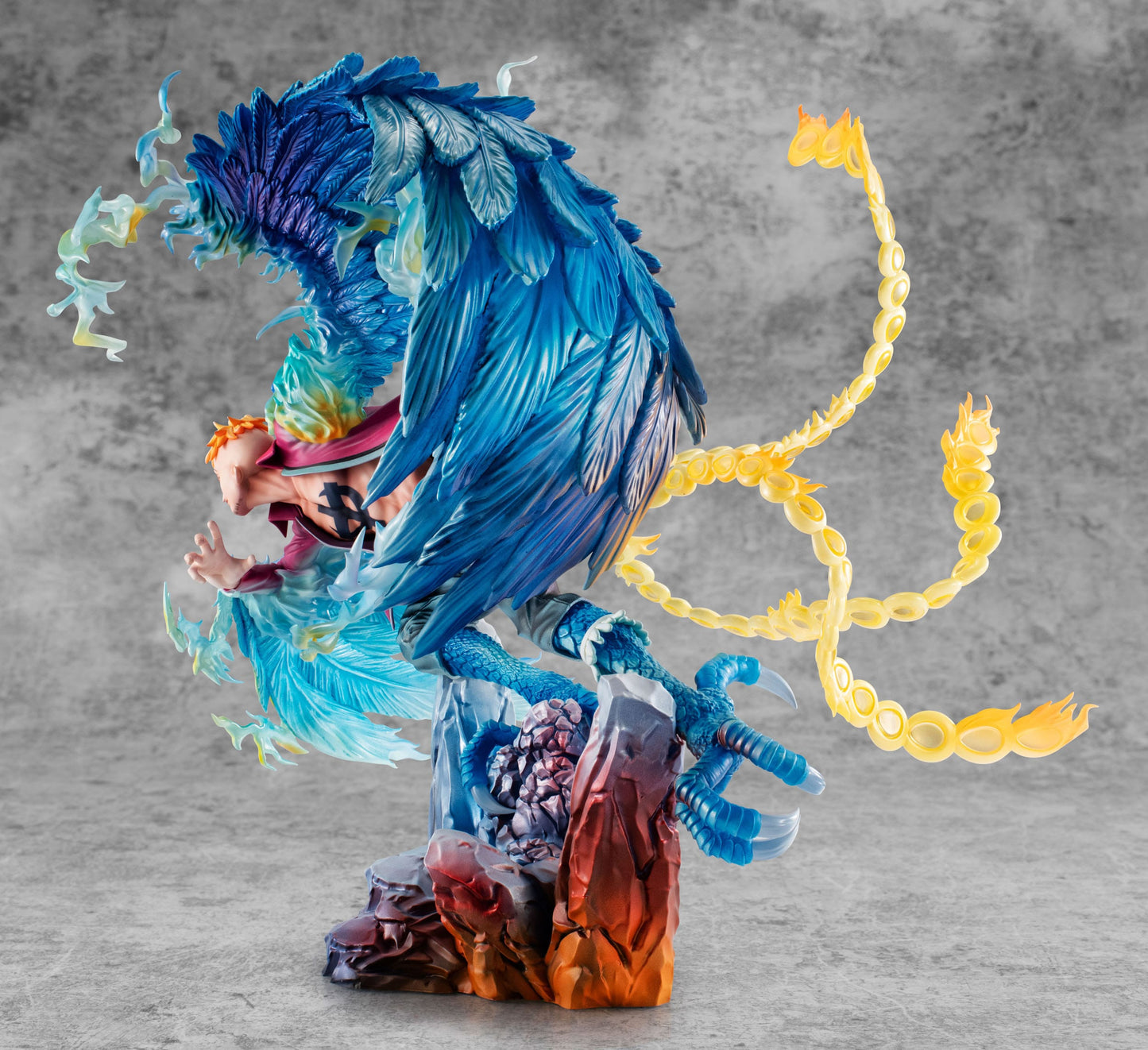 Marco the Phoenix Leader of 1st group of Whitebeard Pirates P.O.P MAS Maximum MegaHouse