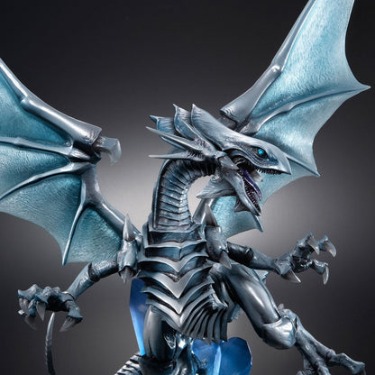 Blue Eyes White Dragon Holographic Edition Art Works Monsters MegaHouse