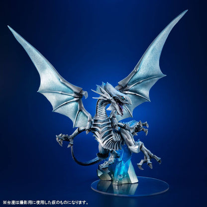 Blue Eyes White Dragon Holographic Edition Art Works Monsters MegaHouse