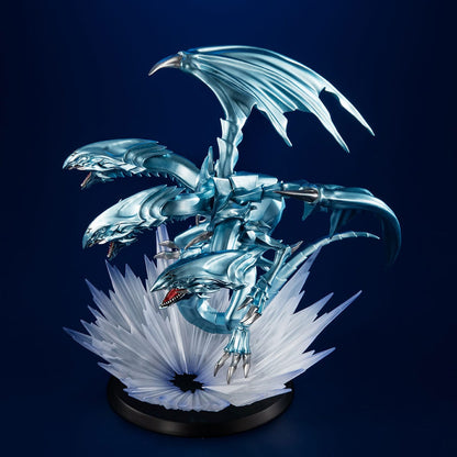 Blue Eyes Ultimate Dragon - Monsters Chronicle - MegaHouse