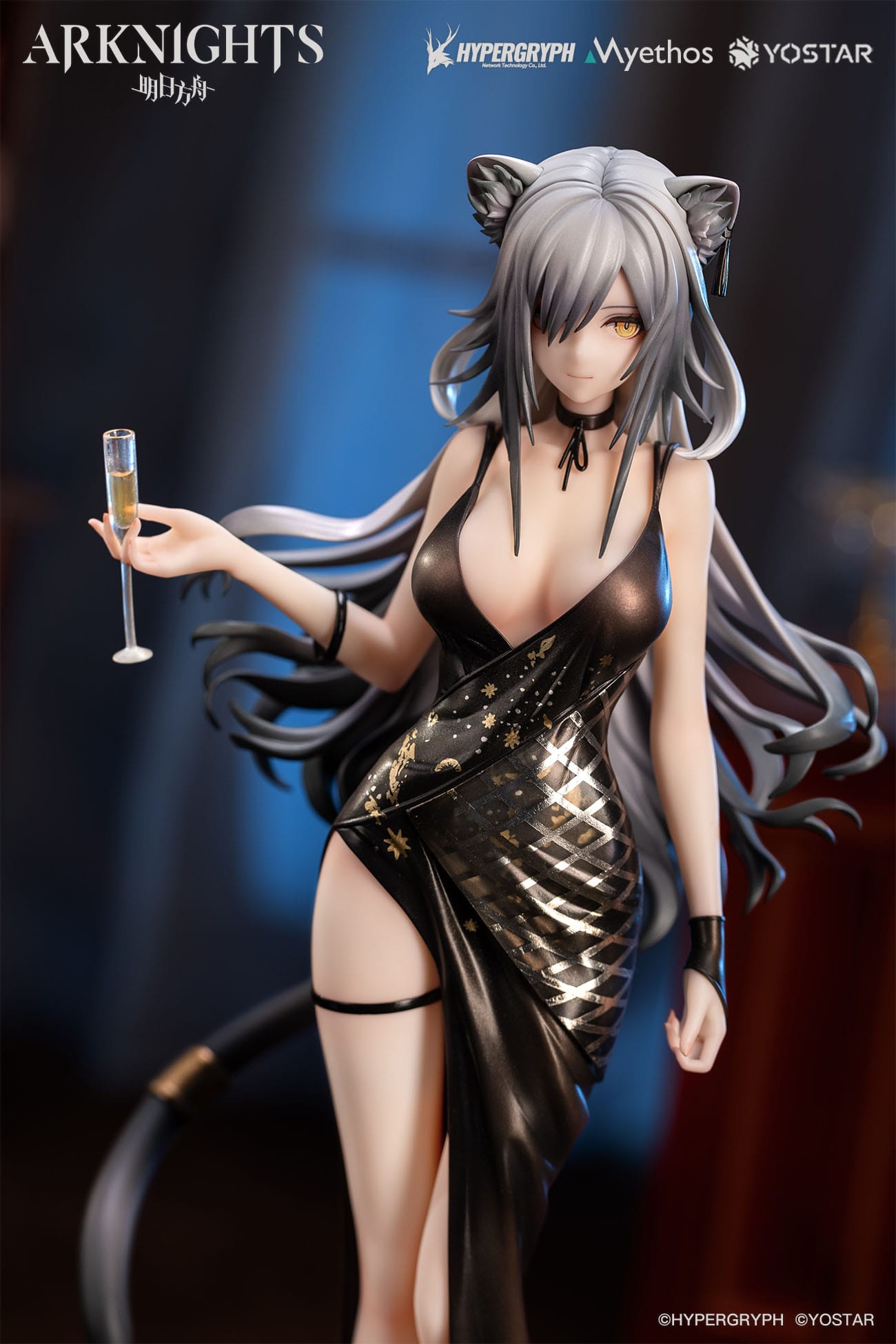 Schwarz: Formal Dress Ver. Myethos