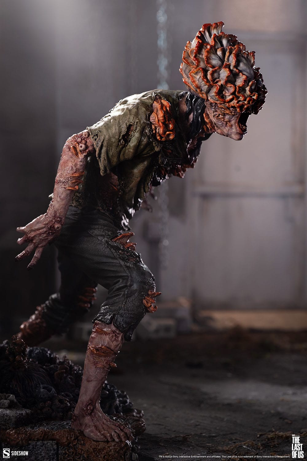 Clicker The Last of Us  Sideshow Collectibles