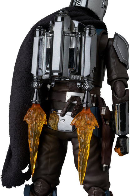 The Mandalorian Chrome Ver. Mafex Medicom Toys