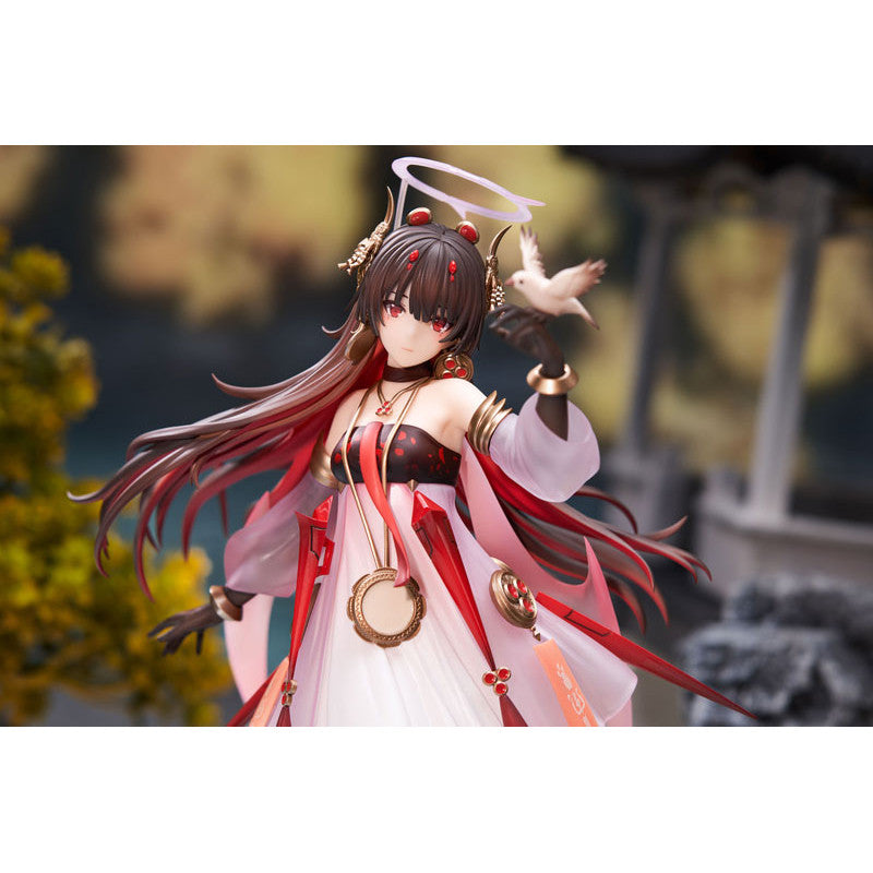Lucia Plume, Eventide Glow Ver. Apex Innovation