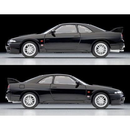 Nissan Skyline GT-R V-spec (Black) 95 Model Takara Tomy