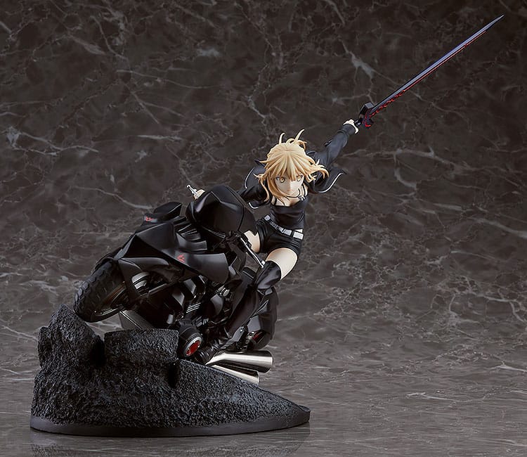 Altria Pendragon - Saber, (Alter), & Cuirassier Noir Ver. - Good Smile Company