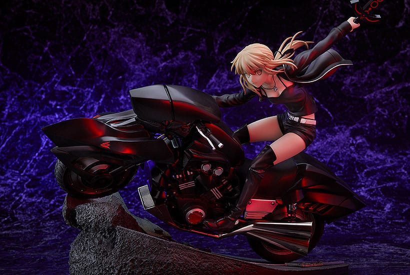 Altria Pendragon - Saber, (Alter), & Cuirassier Noir Ver. - Good Smile Company