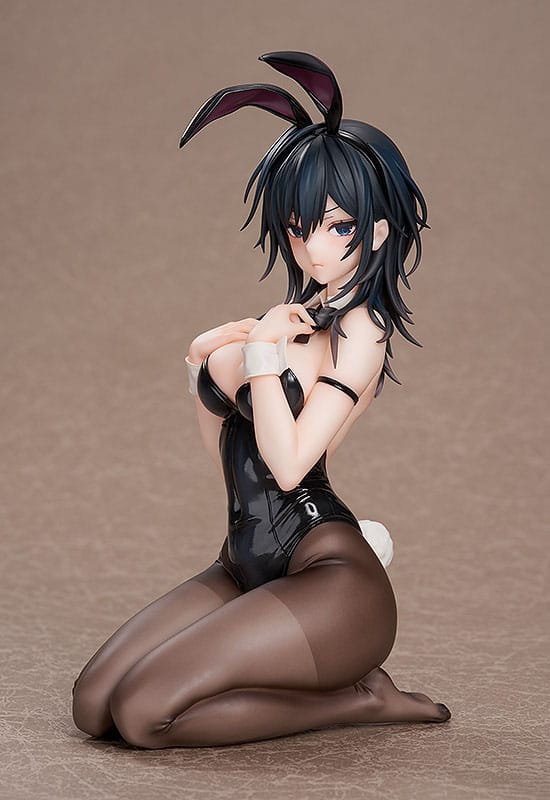 Ishimi Yokoyama: Black Bunny Ver. Luminous Box