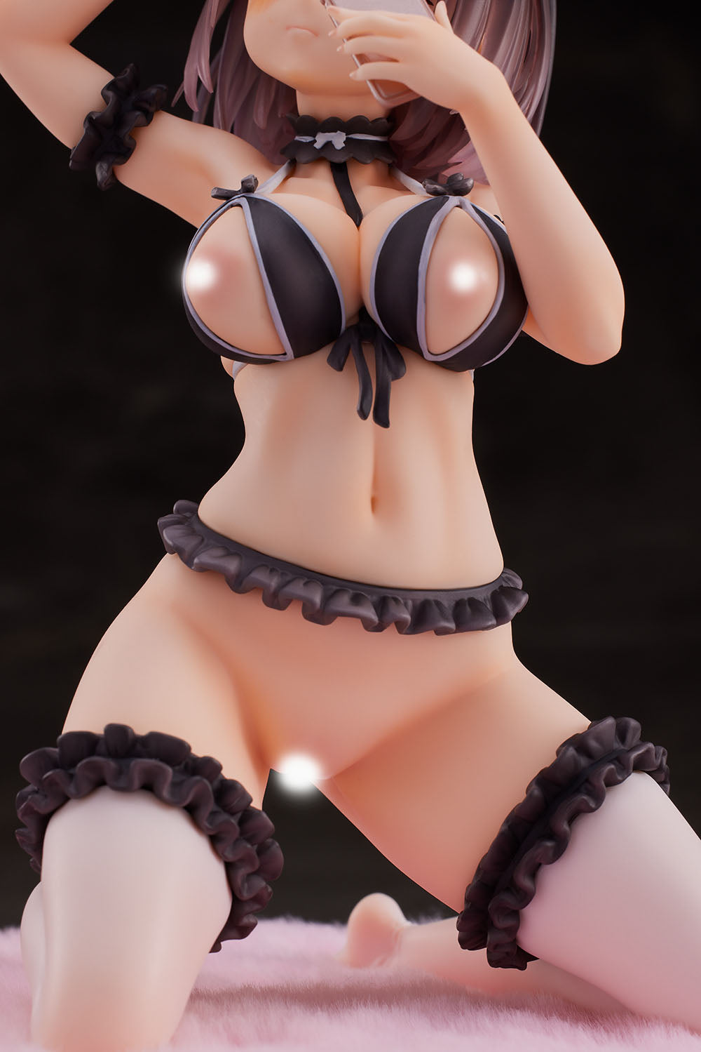 Ayaka-chan Roar, Posing in Front of a Mirror Original CHaacter