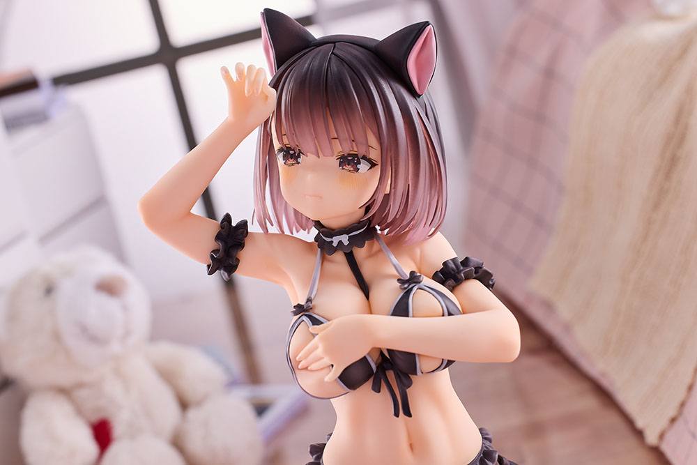 Ayaka-chan Roar, Posing in Front of a Mirror Original CHaacter